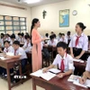 Cô và trò Trường THCS Gò Đen (tỉnh Tây Ninh) trong tiết học Ngữ văn. (Ảnh: Đức Hạnh/TTXVN)